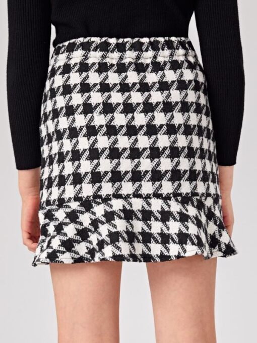 SHEIN Girls Buttoned Front Ruffle Hem Houndstooth Skirt - Image 3