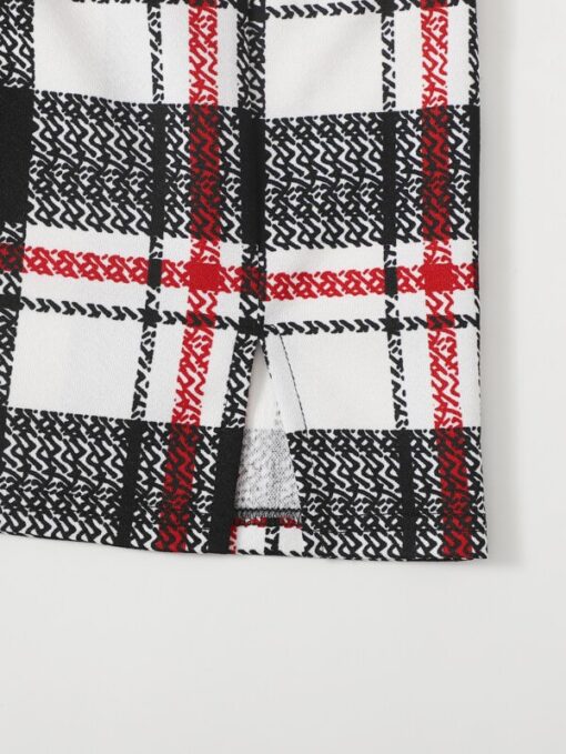 SHEIN Girls Plaid Split Hem Skirt - Image 3