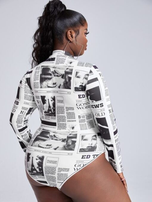 SHEIN Plus Newspaper Print Crew Neck Bodysuit - Image 4