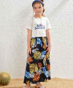 SHEIN Girls Slogan Graphic Tee & Tropical Print Skirt