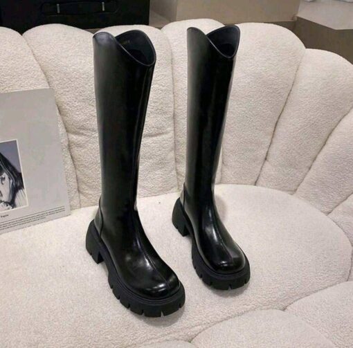 women’s boot