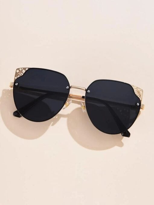 Metal Frame Tinted Lens Sunglasses - Image 3