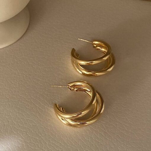 Needle Earrings With Multi-Layered Circular Rings Design - Image 3