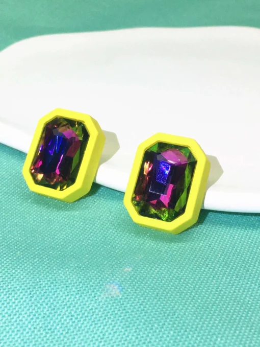 SHEIN Rhinestone Geometric Design Stud Earrings